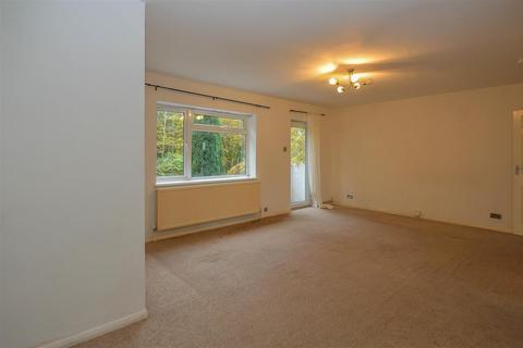 2 bedroom apartment for sale, Princes Way, Hutton, Brentwood