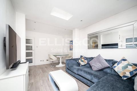 2 bedroom apartment for sale, Hale Drive, Mill Hill, London, NW7