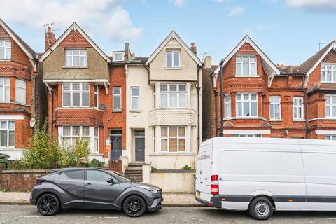 2 bedroom flat to rent, Gleneldon Road, Streatham Hill, London, SW16