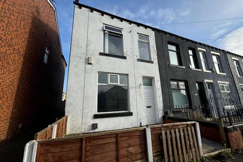 3 bedroom end of terrace house for sale, Albert Street West, Failsworth, Manchester