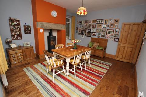 28 Bridge Street, Penistone, Sheffield, S36 6AJ
