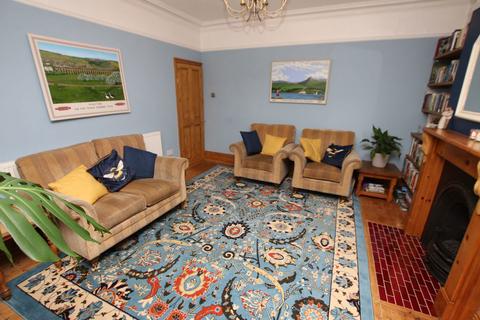 28 Bridge Street, Penistone, Sheffield, S36 6AJ