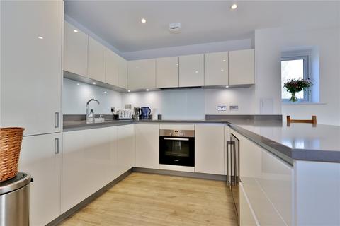 4 bedroom end of terrace house for sale, Sycamore Avenue, Woking, Surrey, GU22