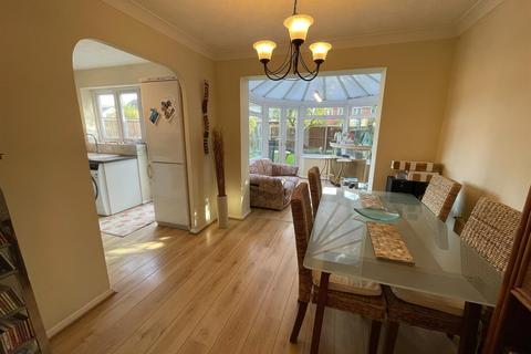 3 bedroom detached house for sale, Kestrel Road, Waltham Abbey