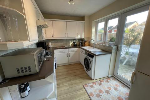 3 bedroom detached house for sale, Kestrel Road, Waltham Abbey