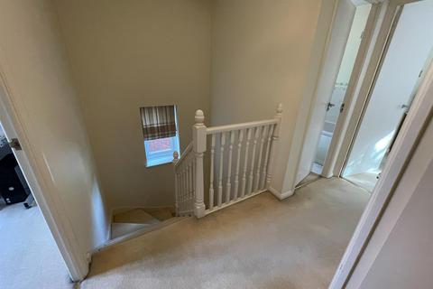 15 Kestrel Road, Waltham Abbey, EN9 3NB