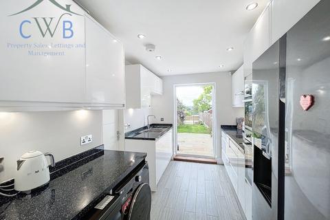 108 Knowle Road, Wouldham, Rochester, ME1 3XS