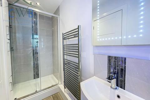108 Knowle Road, Wouldham, Rochester, ME1 3XS