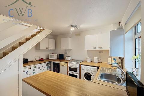 3 bedroom terraced house for sale, Brook Lane, Snodland, ME6