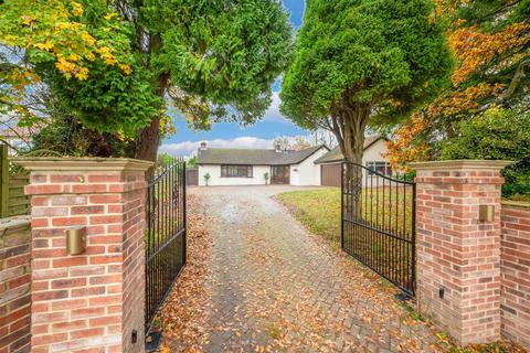 3 bedroom detached bungalow for sale, Pratts Lane, Mappleborough Green B80