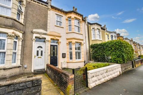 4 bedroom terraced house for sale, Bishopsworth Road, Bristol