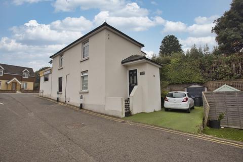 3 bedroom semi-detached house to rent, The Street, Sholden, CT14