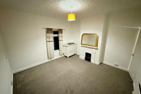 2 bedroom terraced house to rent, Rosebery Street, Darlington DL3