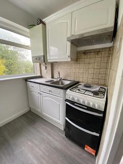 2 bedroom flat to rent, Glenwood Close, Harrow, HA1