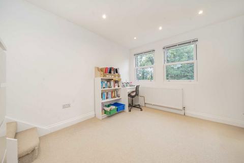 4 bedroom house for sale, Chamberlain Road, London N2