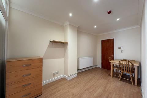 1 bedroom flat to rent, Holloway Road, London N7