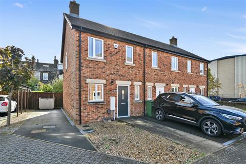 2 bedroom end of terrace house to rent, Edison Way, Guiseley, Leeds