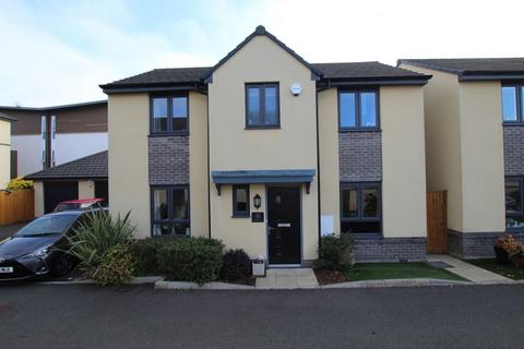 3 bedroom detached house for sale, Steeplechase Close, Cheltenham, GL50