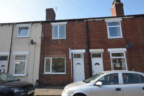 2 bedroom terraced house to rent, School Street, Castleford, WF10