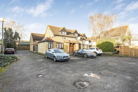 2 bedroom terraced house for sale, Hunting Gate Mews, Twickenham, TW2