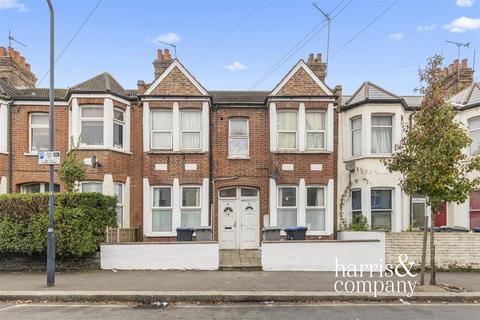 2 bedroom flat for sale, Sandringham Road, Willesden Green