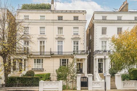 1 bedroom flat to rent, Pembridge Crescent, London W11