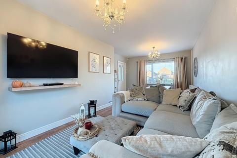 2 bedroom semi-detached house for sale, Dickens Avenue, Llanrumney, Cardiff