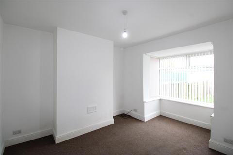 2 bedroom apartment for sale, Tunstall Avenue, Byker, Newcastle Upon Tyne