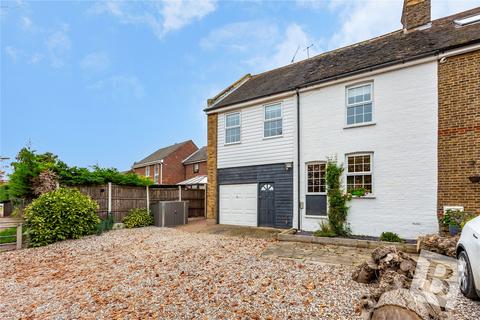 4 bedroom end of terrace house for sale, Aukingford Gardens, Ongar, Essex, CM5