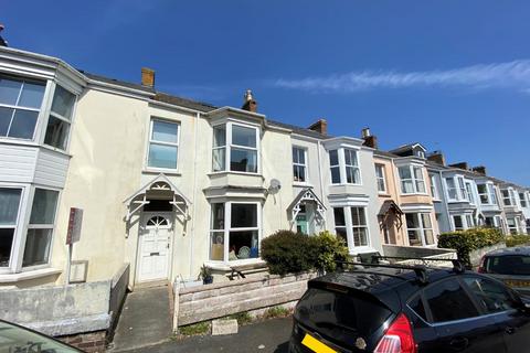 4 bedroom house to rent, Budock Terrace, Falmouth