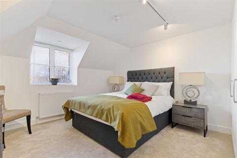 2 bedroom apartment for sale, High Street, Haslemere