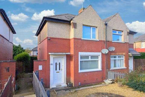 2 bedroom semi-detached house for sale, Backhold Avenue, Halifax HX3