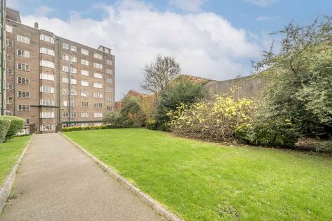 21 Corner Fielde, London, SW2 4TH
