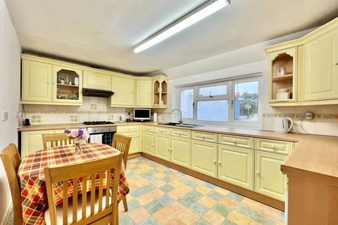 2 bedroom flat for sale, Oyster Bend, Paignton