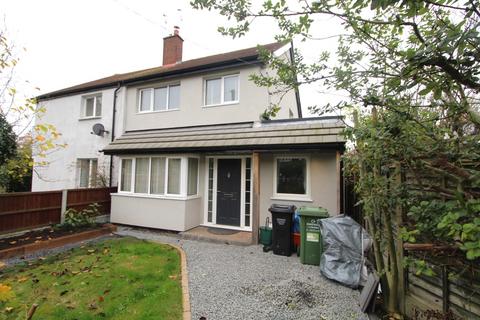 3 bedroom semi-detached house to rent, High Road, Laindon, Basildon, Essex, SS15