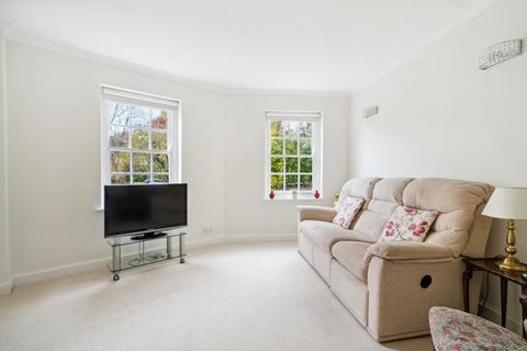 undefined, Marsworth Avenue, Pinner