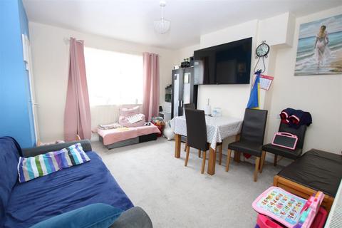 2 bedroom terraced house for sale, Dorset Gardens, Kingsthorpe