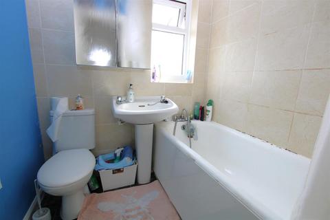 2 bedroom terraced house for sale, Dorset Gardens, Kingsthorpe