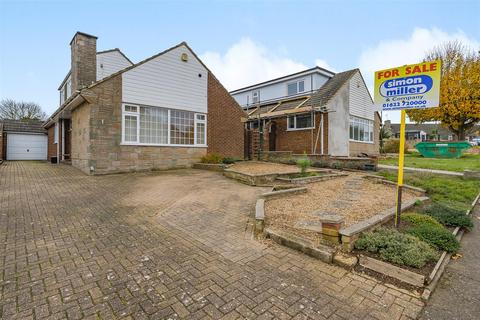 5 bedroom detached bungalow for sale, Howard Drive, Maidstone