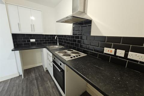 1 bedroom flat to rent, Hebron Street, Royton, OLDHAM