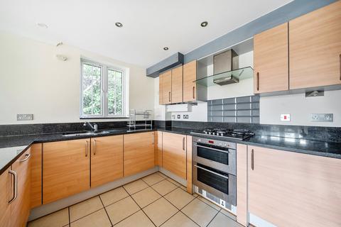 2 bedroom apartment to rent, Monument Hill, Weybridge, KT13