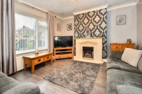 3 bedroom semi-detached house for sale, Mountbatten Crescent, Wakefield, West Yorkshire