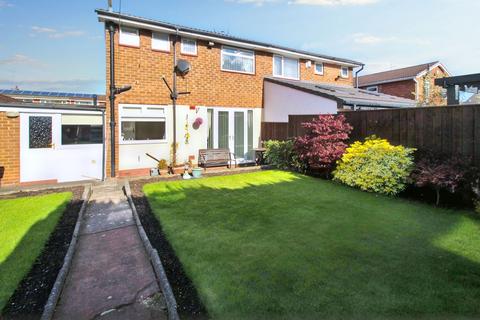 3 bedroom semi-detached house for sale, Ingram Avenue, Red House Farm, Gosforth, Newcastle upon Tyne, Tyne and Wear, NE3 2BR