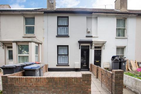 2 bedroom terraced house for sale, Sturry Road, Canterbury, CT1