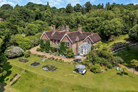 6 bedroom detached house for sale, Little London Road, Cross in Hand, Heathfield, East Sussex