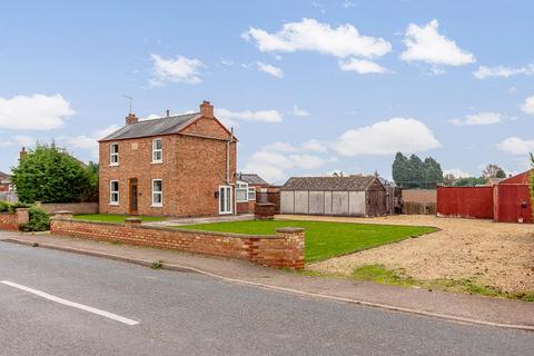 2 bedroom detached house for sale, Holbeach Drove Gate, Holbeach Drove, Spalding