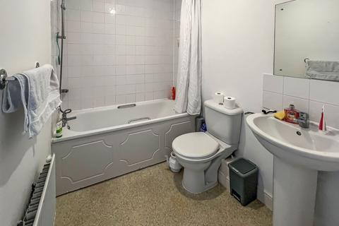 1 bedroom apartment for sale, Romulus Road, Gravesend DA12