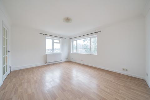 2 bedroom flat to rent, Widmore Road Bromley BR1