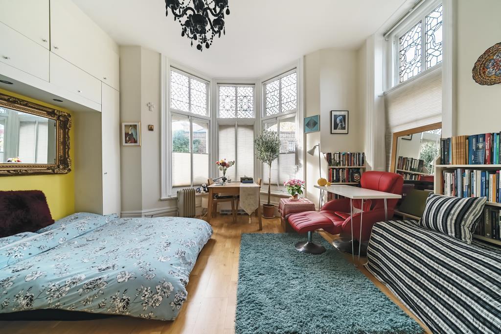Reception Room/Bedroom