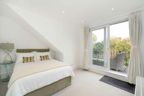 2 bedroom flat for sale, Christchurch Avenue, London NW6